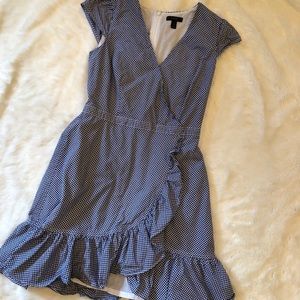 J. crew gingham ruffle dress 4